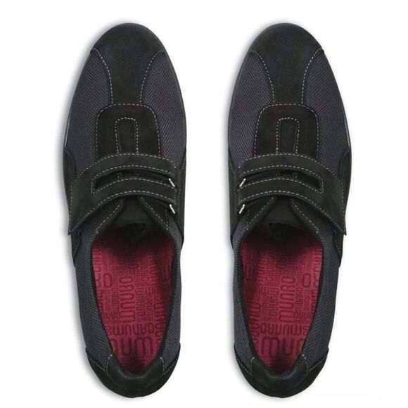 Munro Joliet black fabric/suede strap sneakers. Shock absorbing heel. Size 9 N.